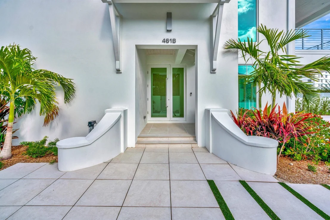 Photo of Unit UNITB at 461 Venus Drive