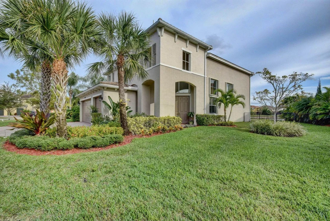 Photo of 9536 Phipps Lane