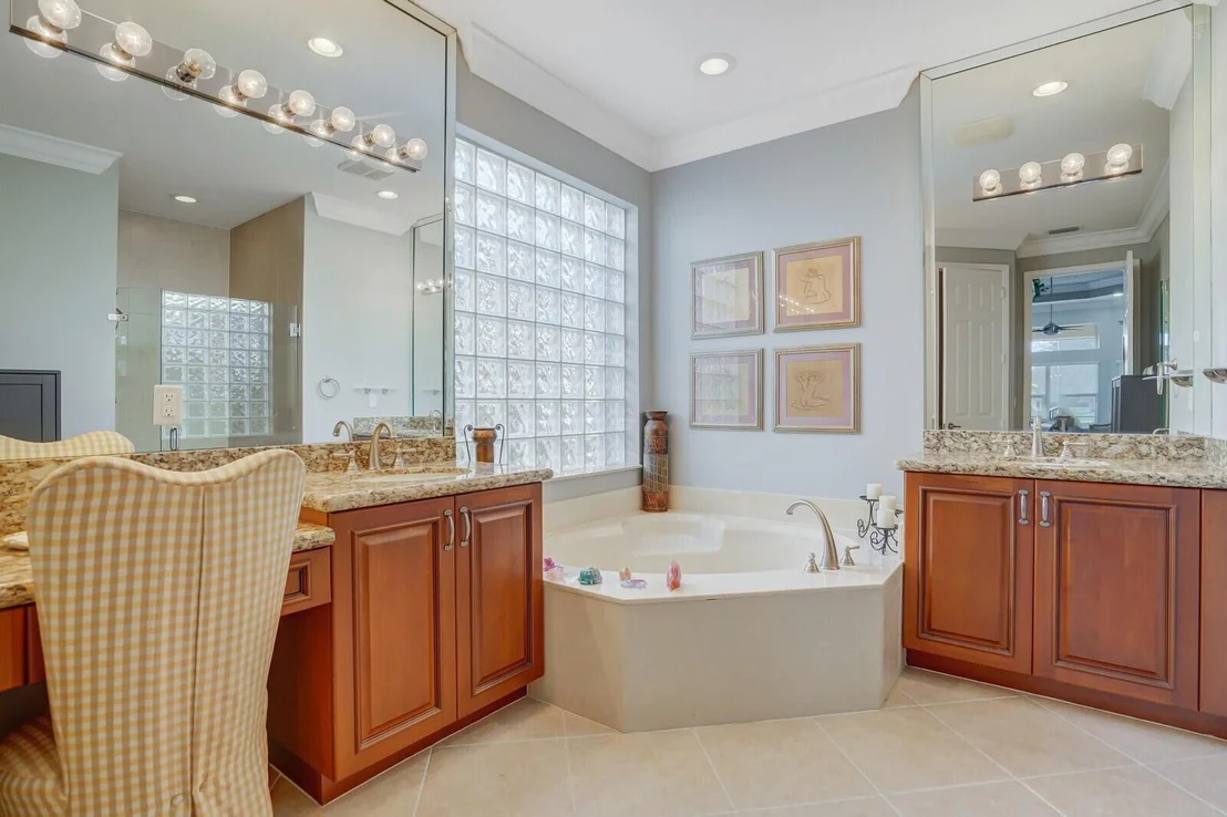 Photo of 6808 Shamrock Trail