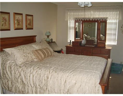 Photo of 6612 Bayfront Drive
