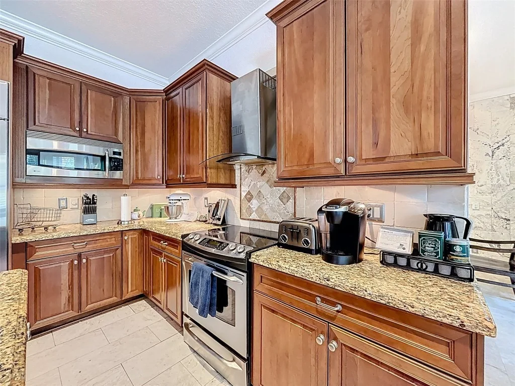 Photo of 1673 VICTORIA POINTE Circle
