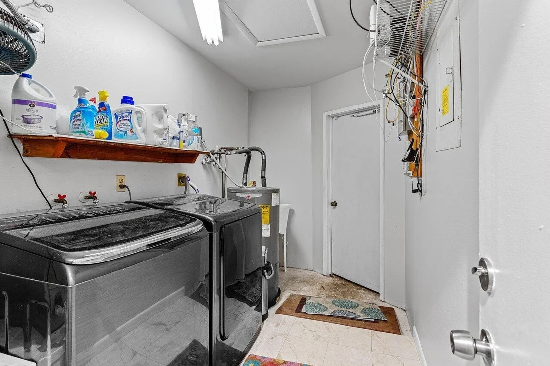Photo of 641 West Drive