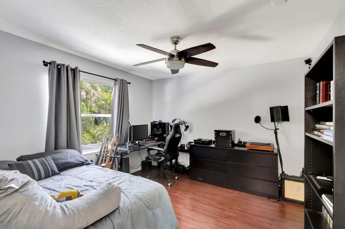 Photo of 120 Jones Creek Drive