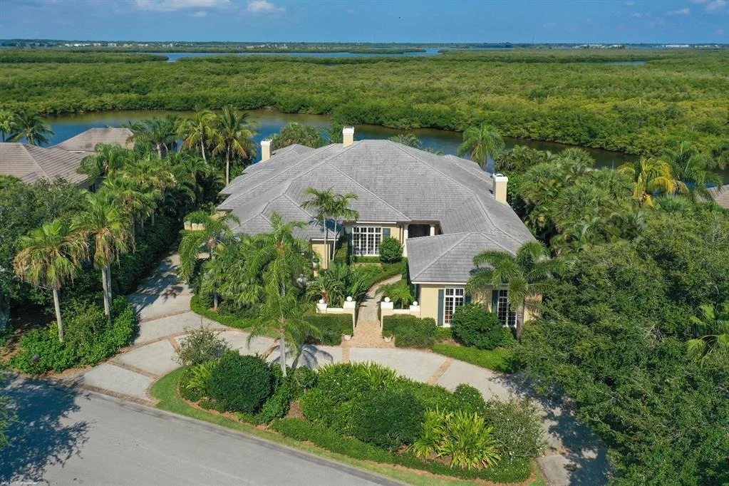 Photo of 533 White Pelican Circle