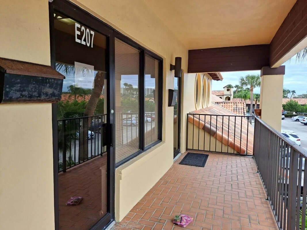 Photo of Unit E207 at 725 N Highway A1a