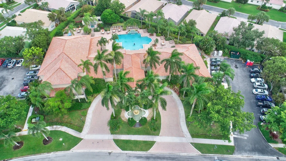 Photo of 6851 Grenelefe Road