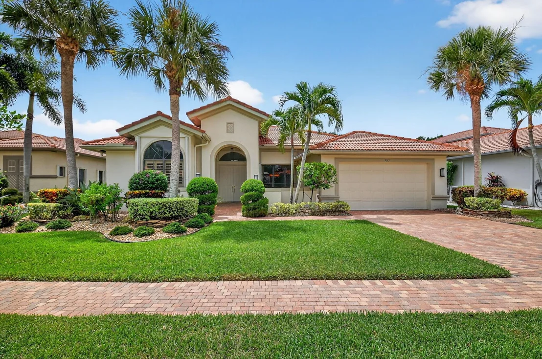 Photo of 9177 Isles Cay Drive