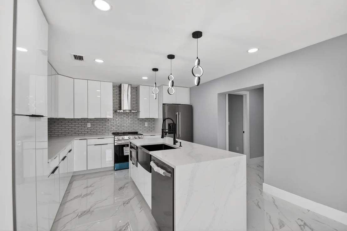 Photo of 3192 Riddle Road