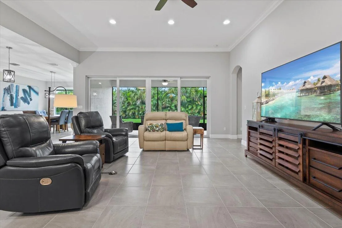 Photo of 8369 Paladin Square
