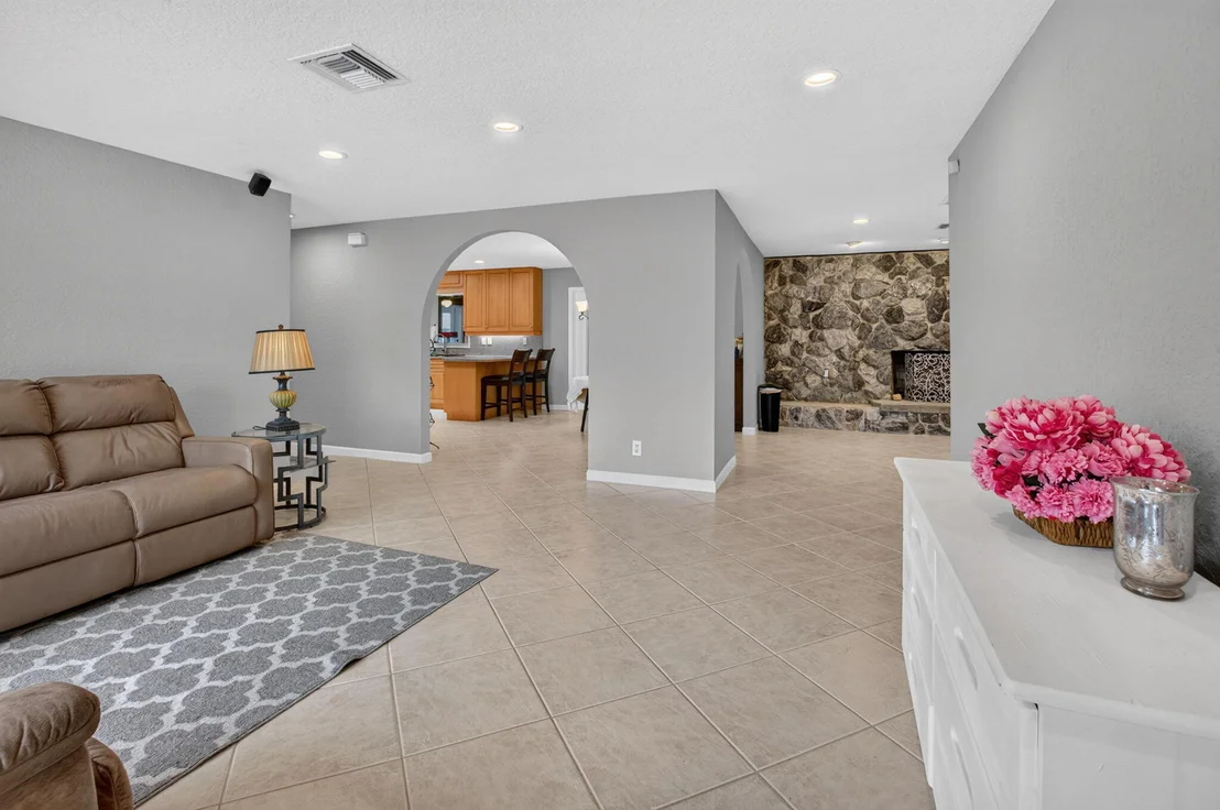 Photo of 4746 Canal Drive