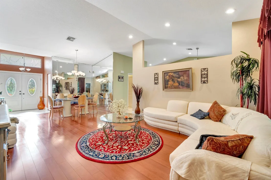 Photo of 8361 Leeway Lane