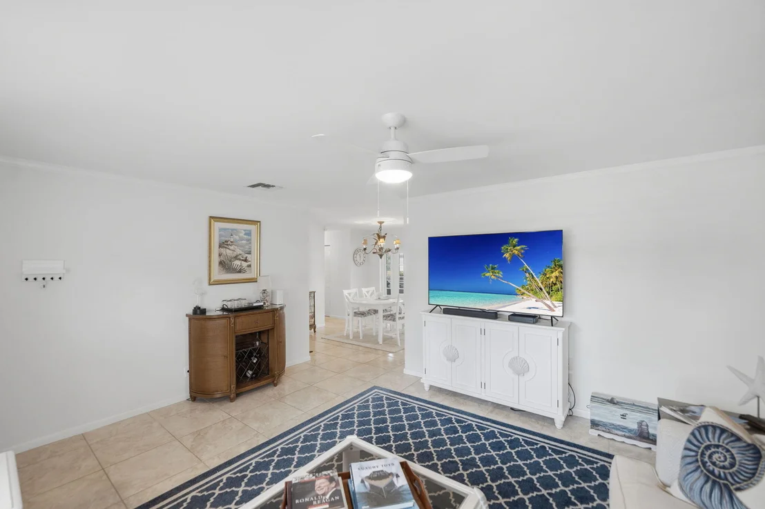 Photo of 1252 SE Madison Avenue