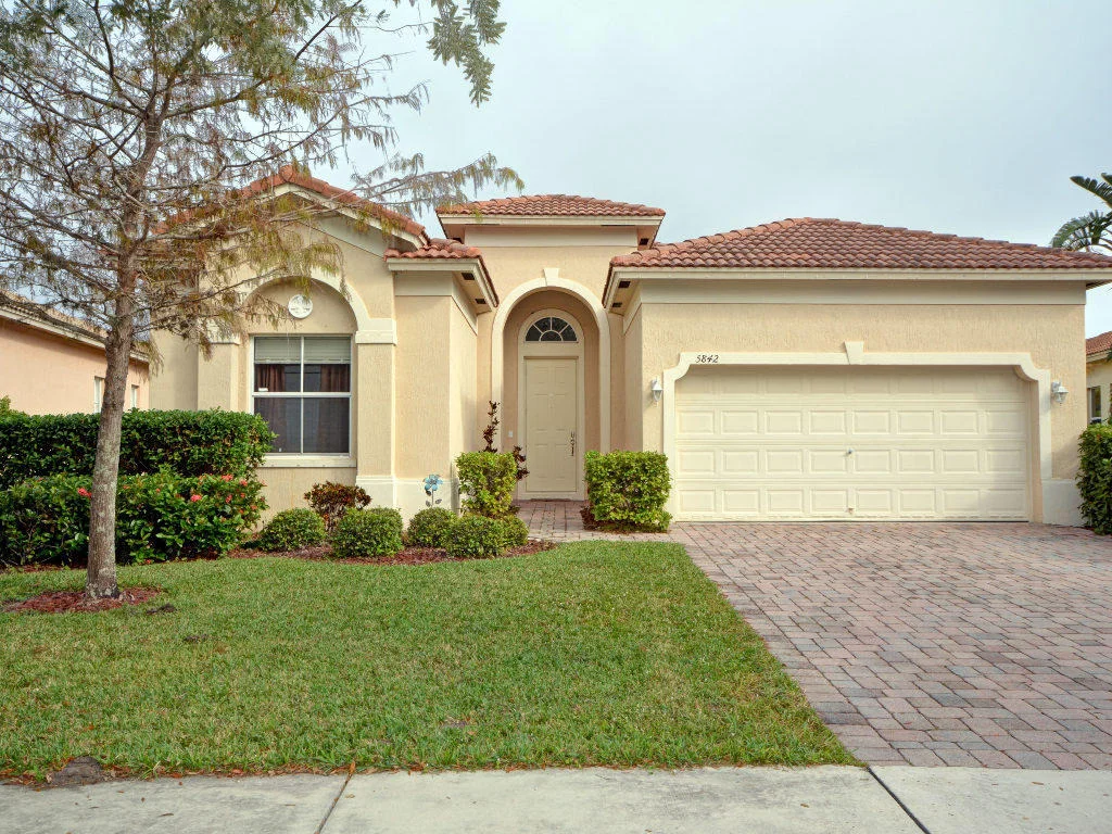 Photo of 5842 Sunberry Circle
