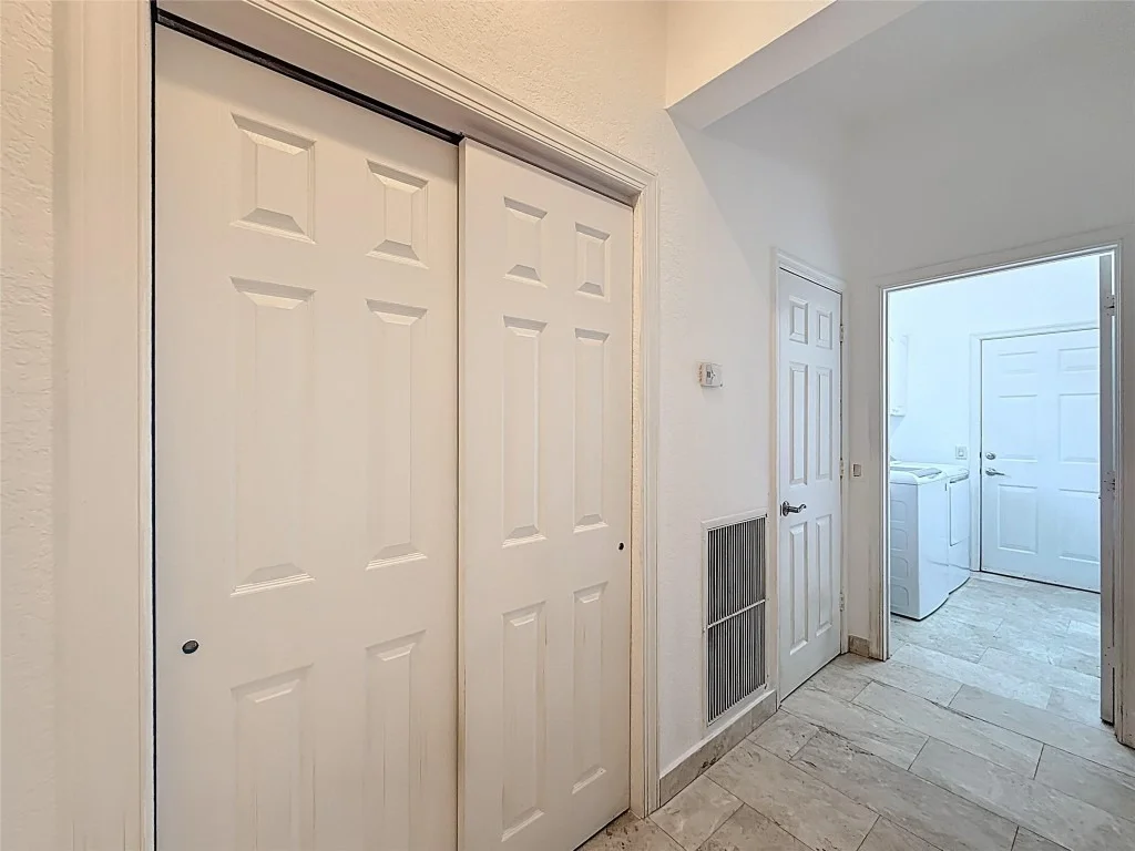 Photo of 1673 VICTORIA POINTE Circle