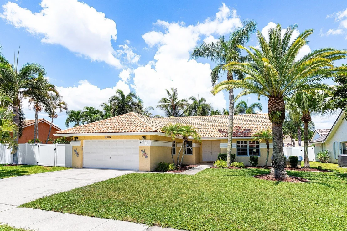 Photo of 9707 Sun Pointe Drive