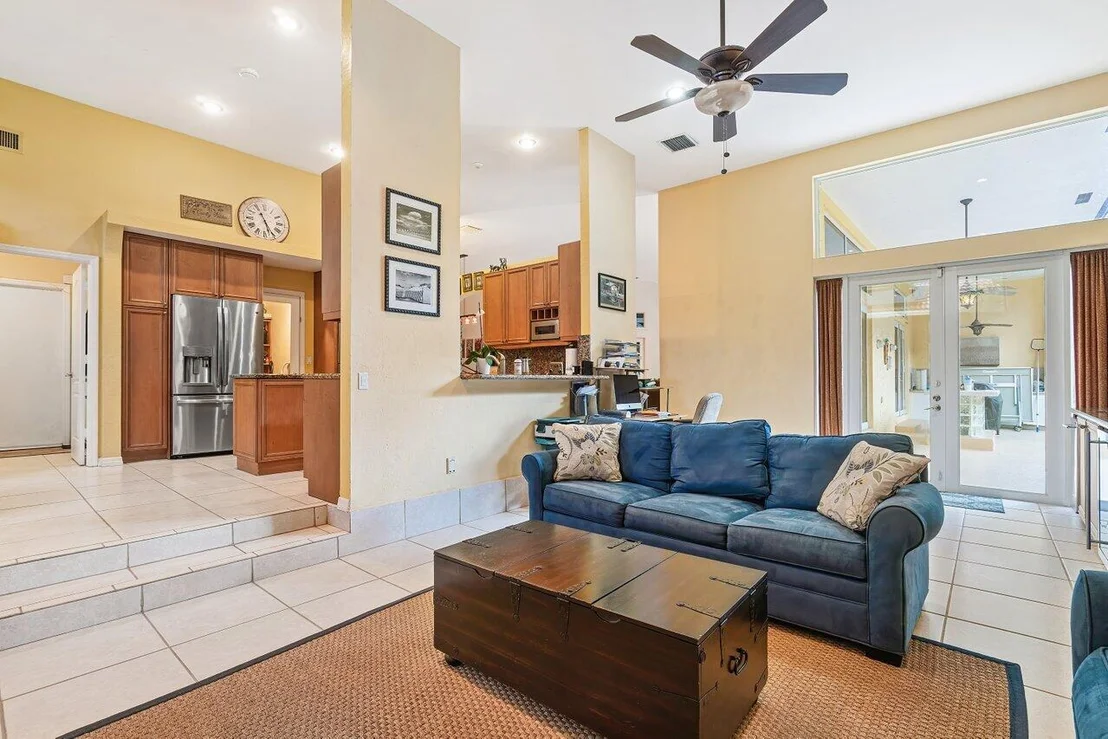 Photo of 959 Parkside Circle N