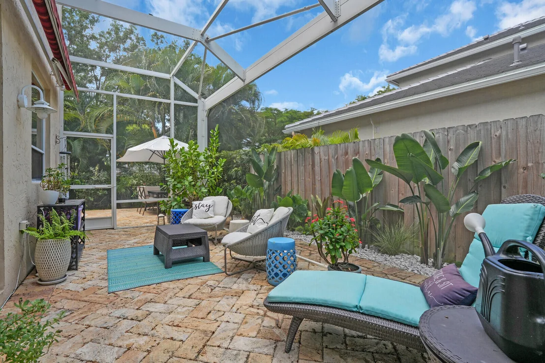 Photo of 471 Oriole Point