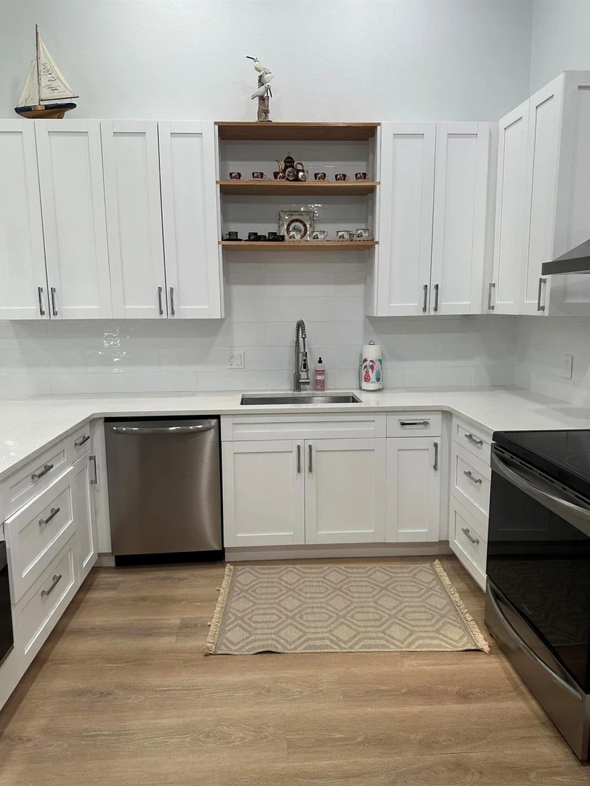 Photo of 5512 Eagle Lake Drive