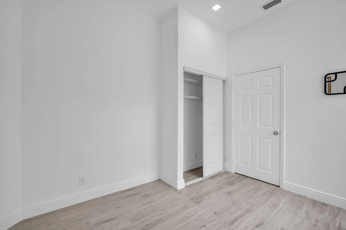 Photo of 941 Bluewood Terrace