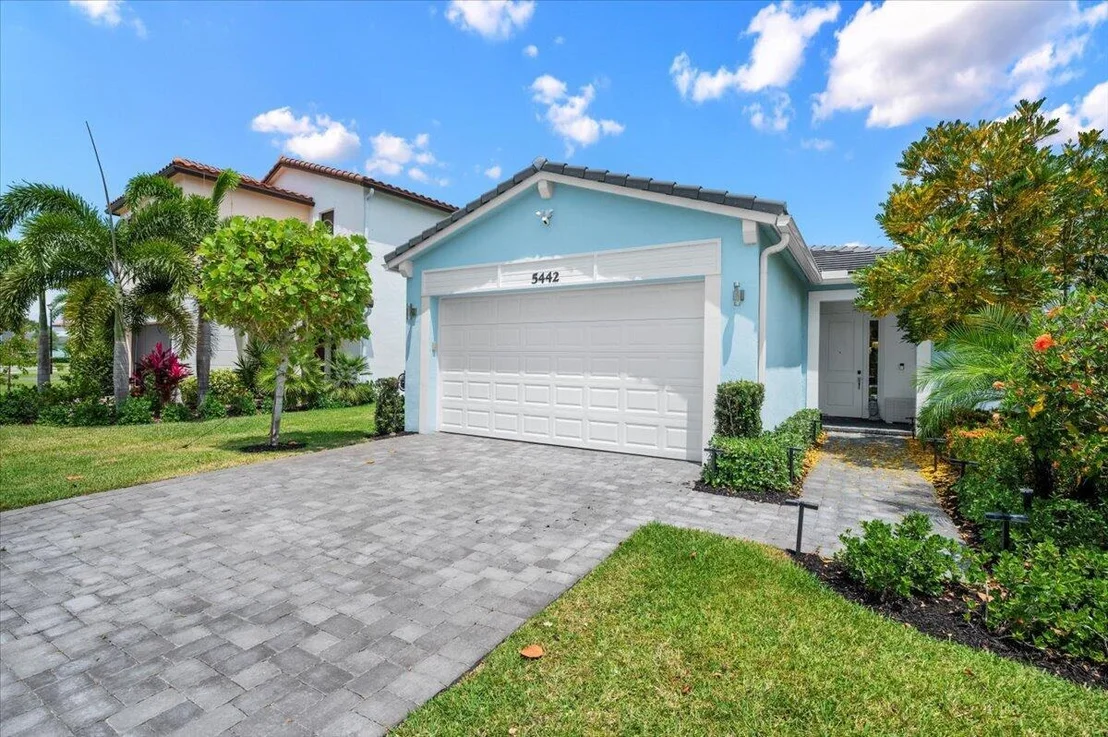 Photo of 5442 Starfish Road