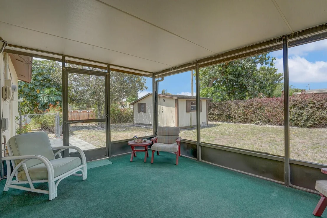 Photo of 1695 Roy Drive