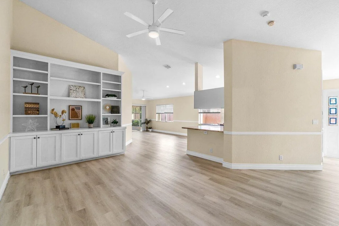 Photo of 5227 Grande Palm Circle