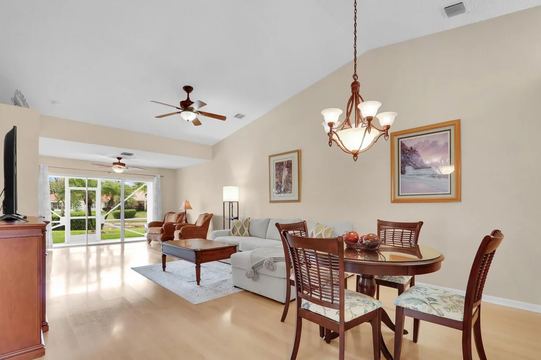 Photo of 135 Sausalito Drive
