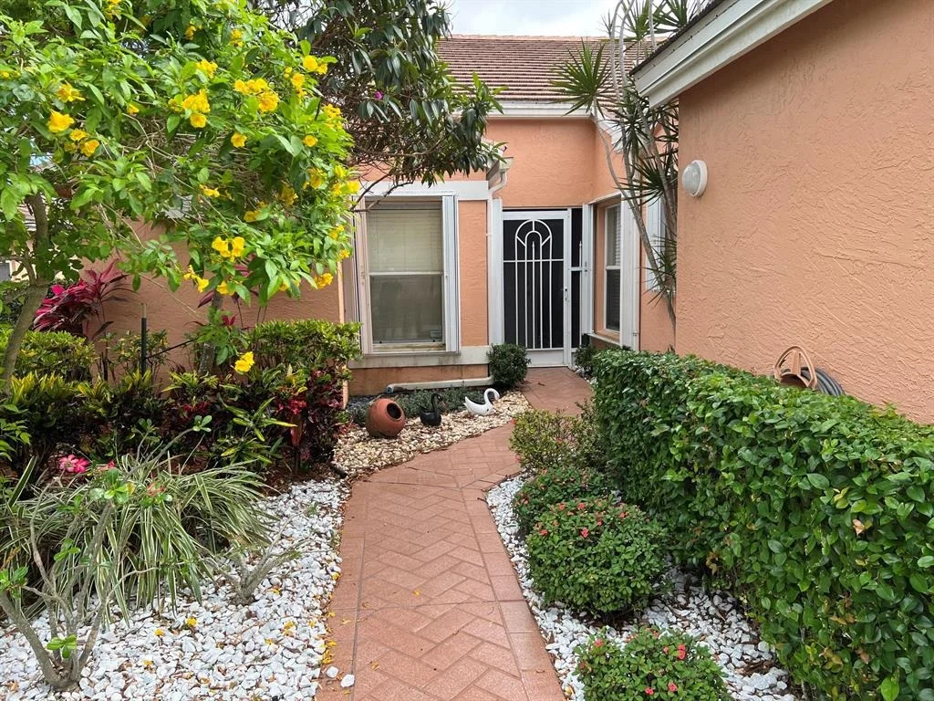 Photo of 5775 Royal Lake Circle