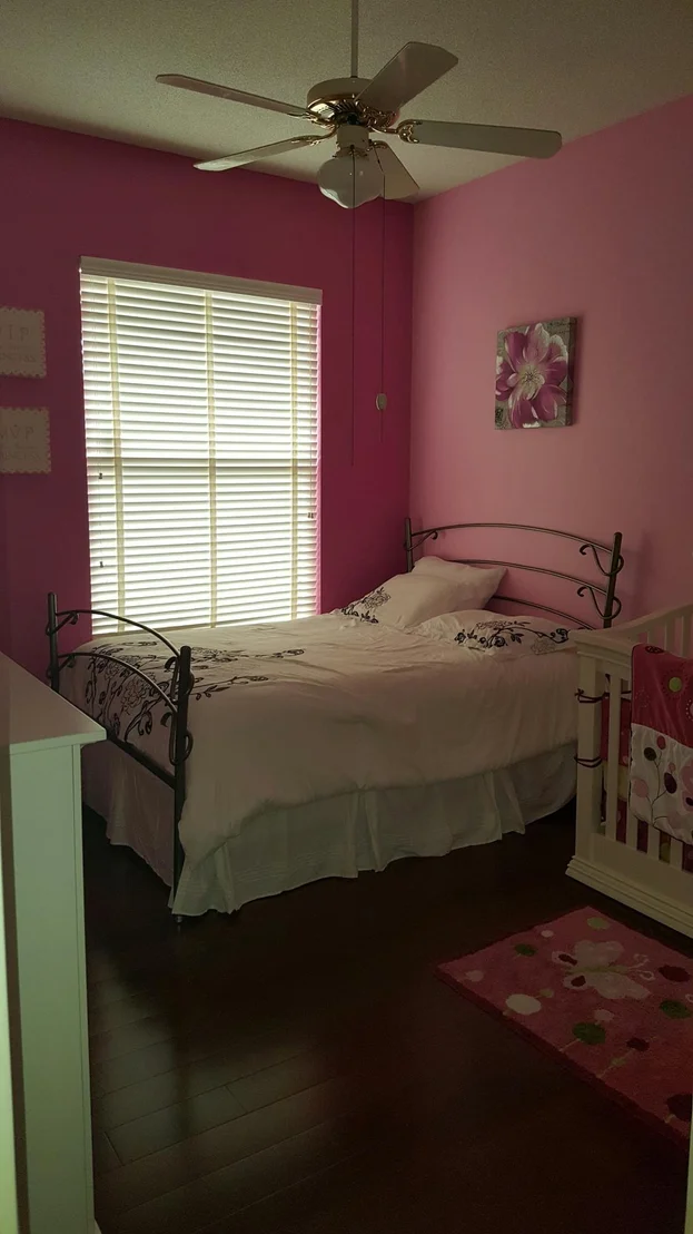 Photo of 165 S Hampton Drive
