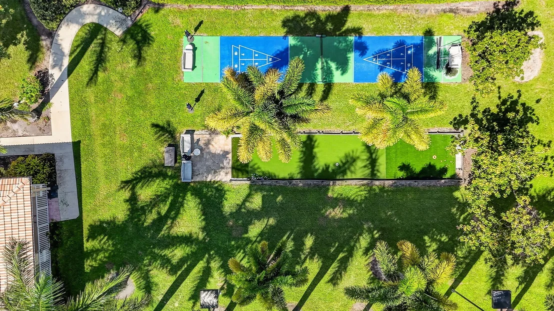 Photo of 13030 Hampton Lakes Circle