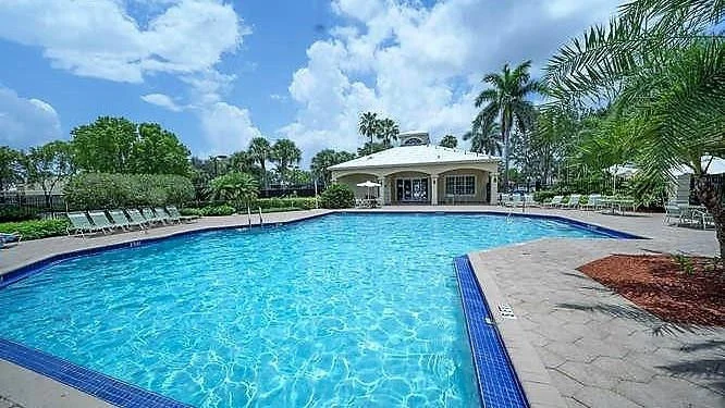 Photo of 7243 Chesapeake Circle