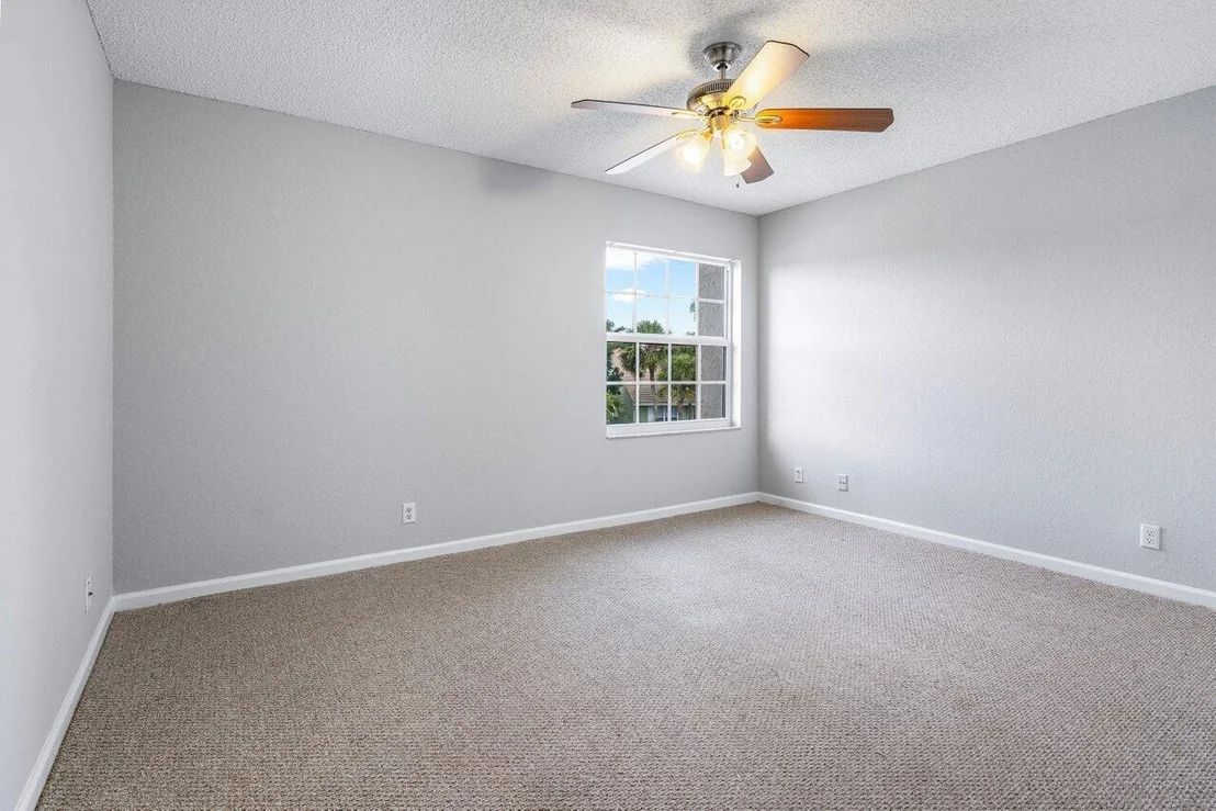 Photo of 18051 Clear Brook Circle