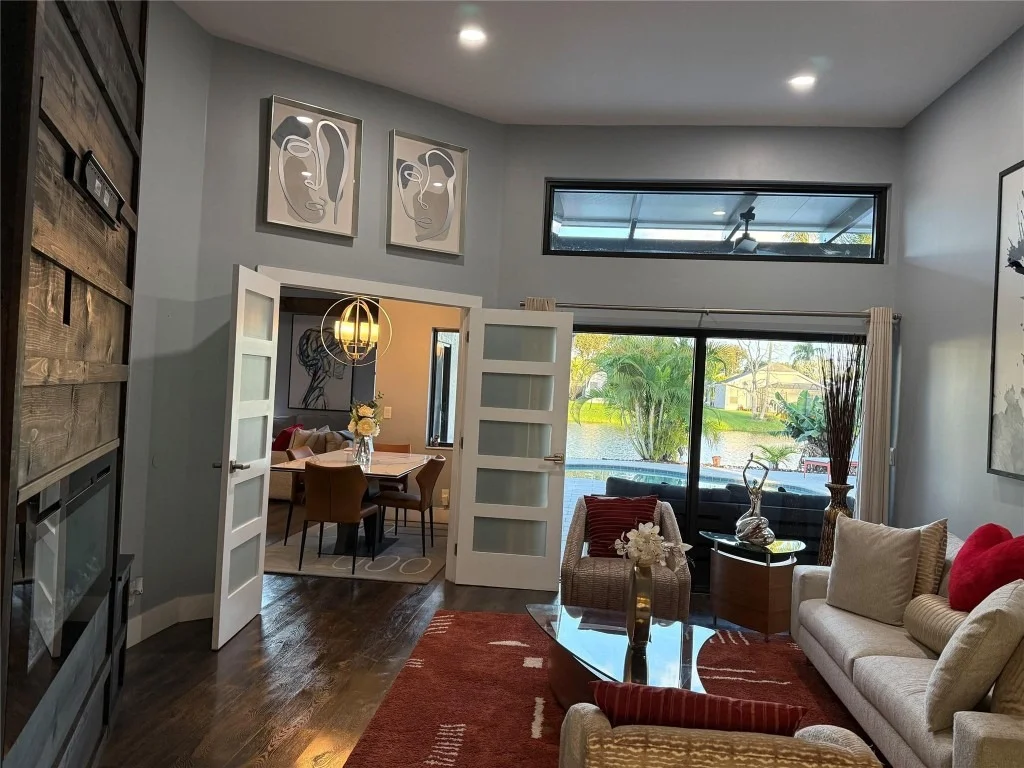 Photo of 2702 E Orchard Circle