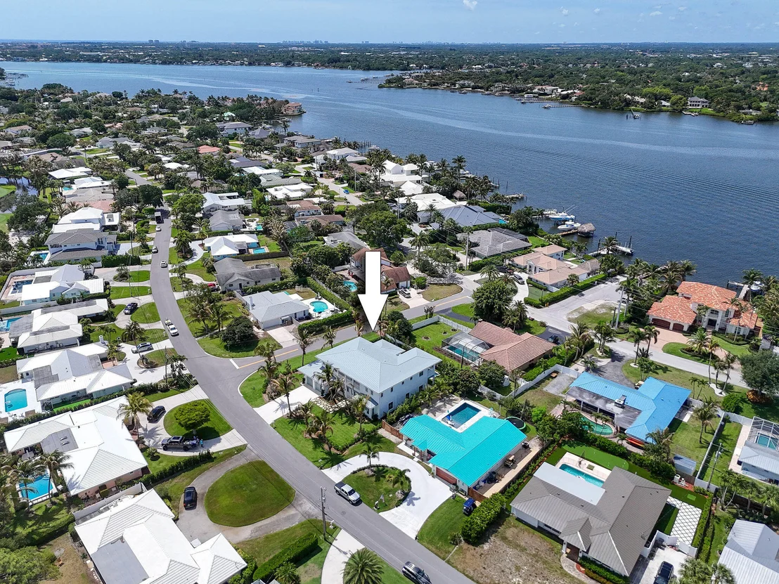 Photo of 91 Golfview Drive