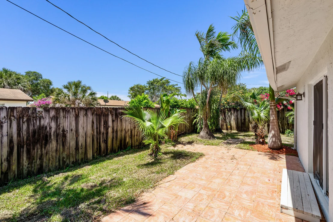 Photo of 3784 Mimi Lane