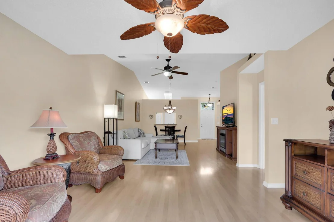 Photo of 135 Sausalito Drive