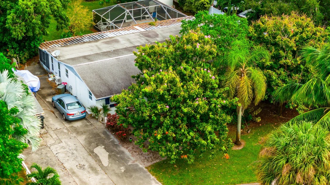 Photo of 2495 SW Hideaway Lane