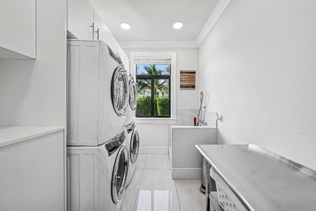 Photo of 6773 Boniello Drive