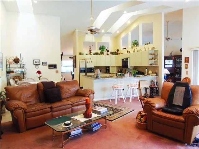 Photo of 718 Juniper Place