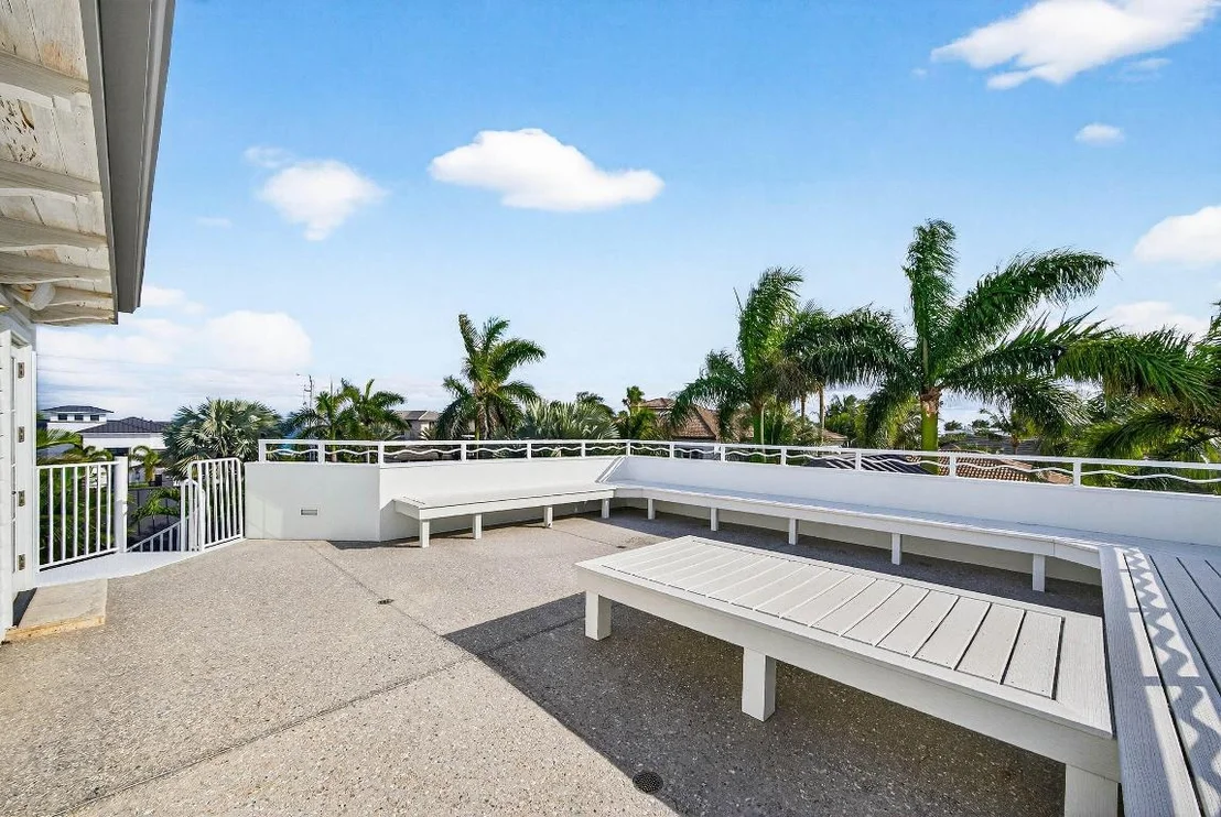 Photo of 720 N Ocean Boulevard