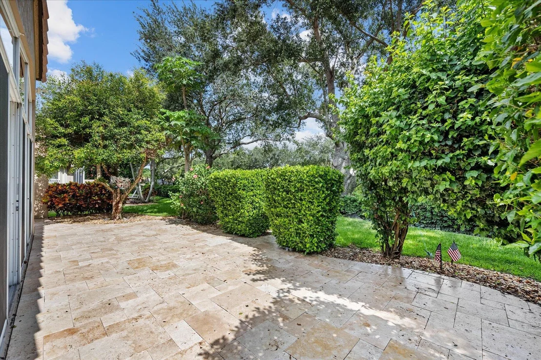 Photo of 6607 Sherbrook Drive