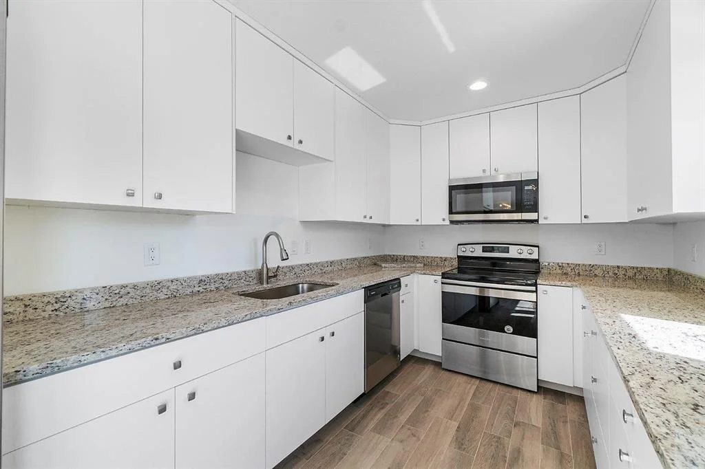 Photo of 667 Eagle Circle