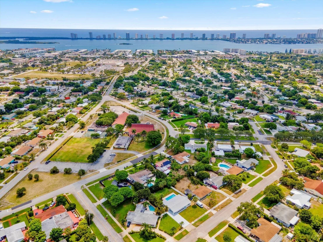 Photo of 643 Australian Circle