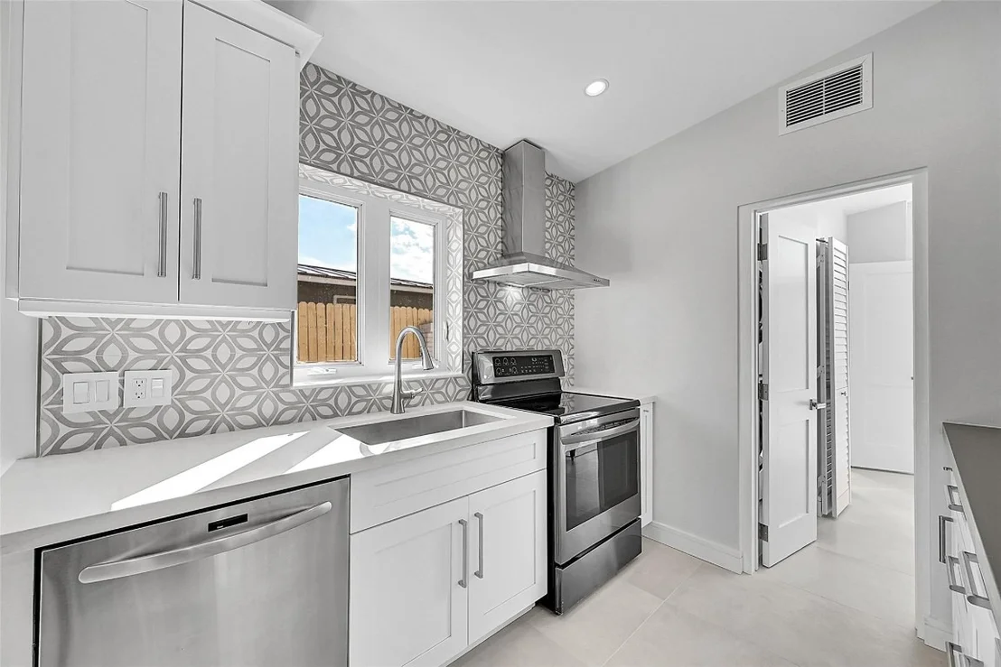Photo of 441 SE 14th Avenue