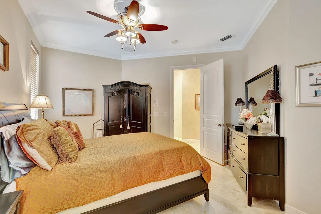 Photo of 2330 Tecumseh Circle
