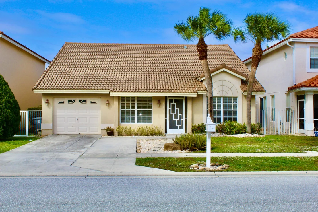 Photo of 18291 Clear Brook Circle