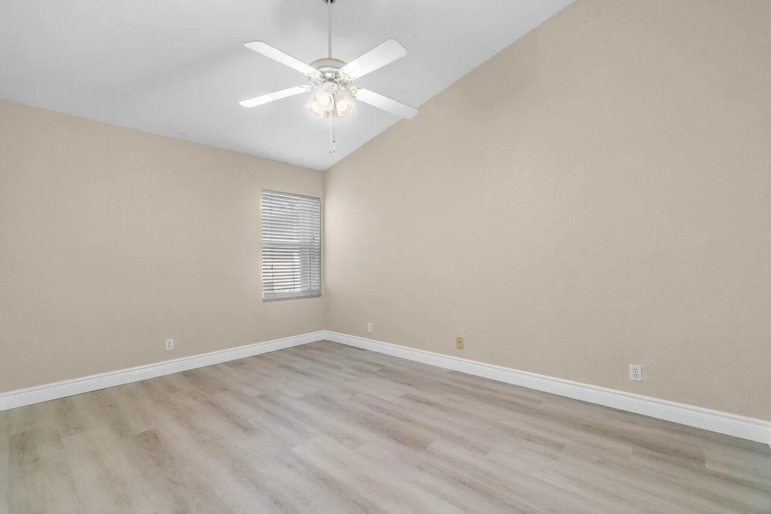 Photo of 5227 Grande Palm Circle