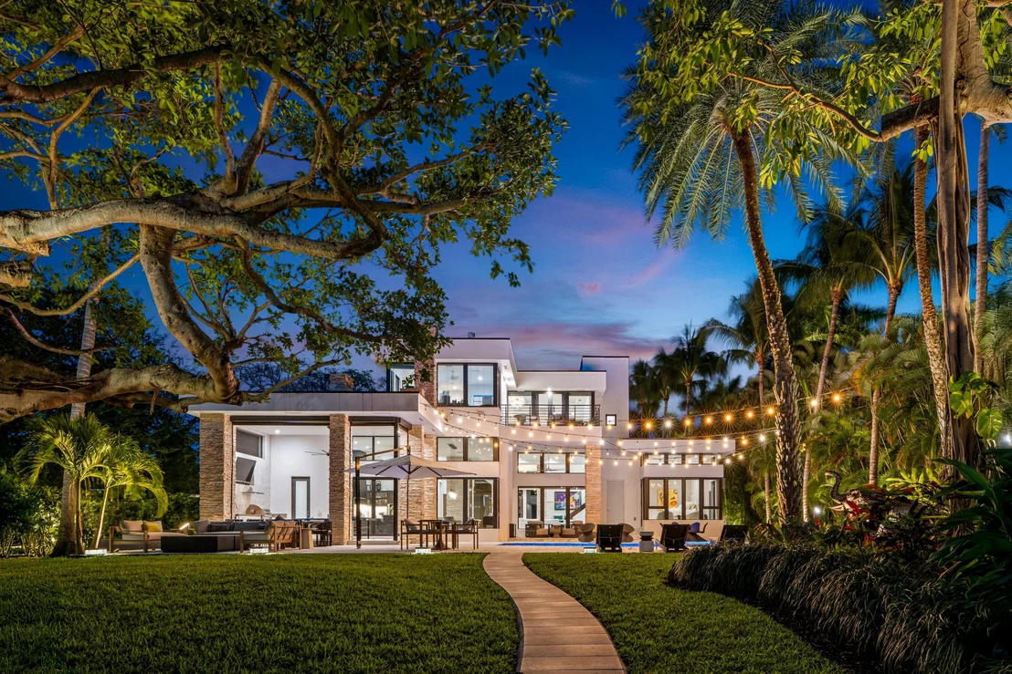 Photo of 1080 Lake Drive