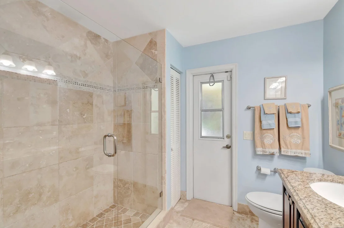Photo of 15385 Cedar Bluff Place