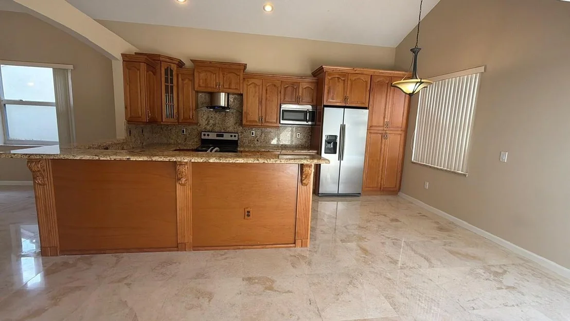 Photo of 360 NW 115th Way
